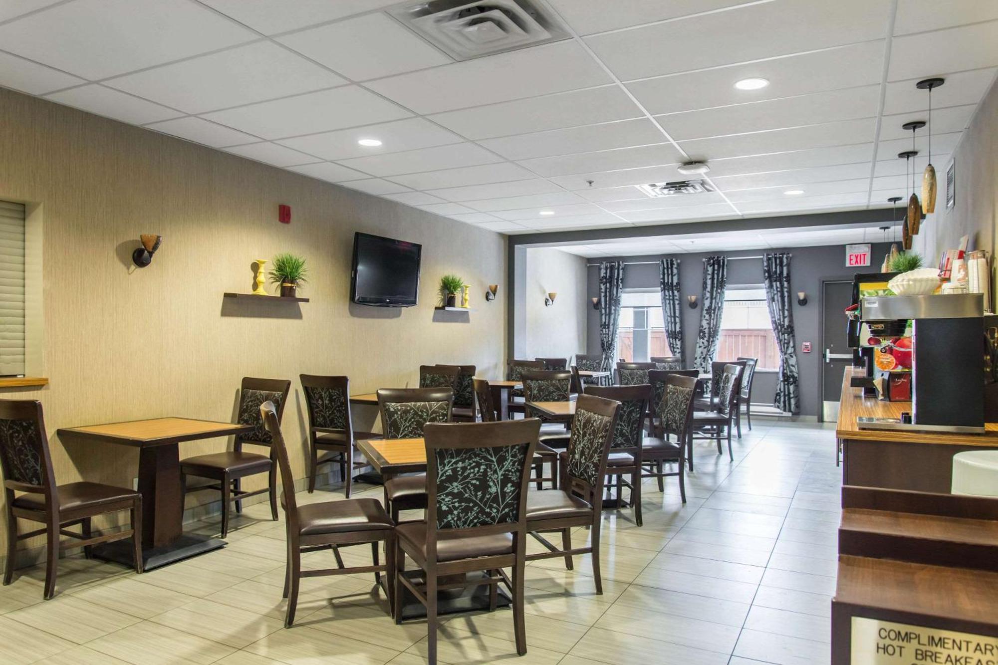 Hotel Mainstay 3*