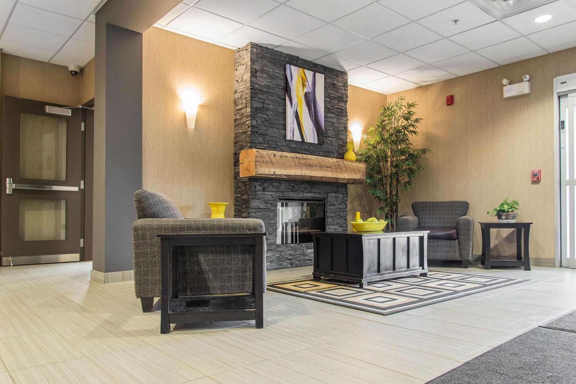 Mainstay Hotel 3*