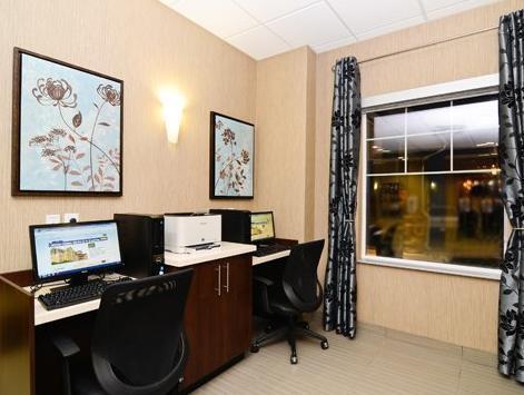 Mainstay Hotel